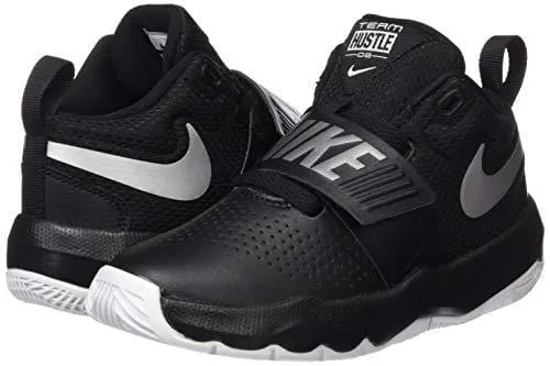 Nike Boys' Team Hustle D 8 (PS) Basketball Shoe, Black/Metallic Silver - White, 2Y Regular US Little Kid