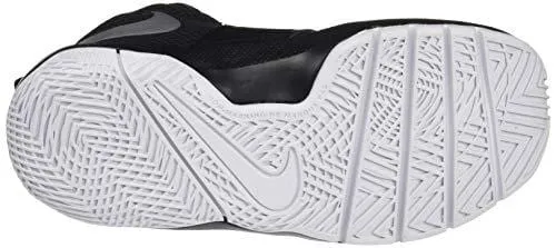 Nike Boys' Team Hustle D 8 (PS) Basketball Shoe, Black/Metallic Silver - White, 2Y Regular US Little Kid