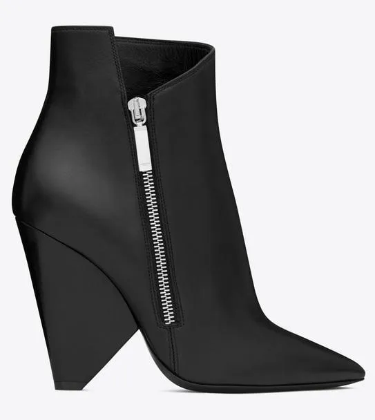 Niki Wedge Bootie in Leather - Black